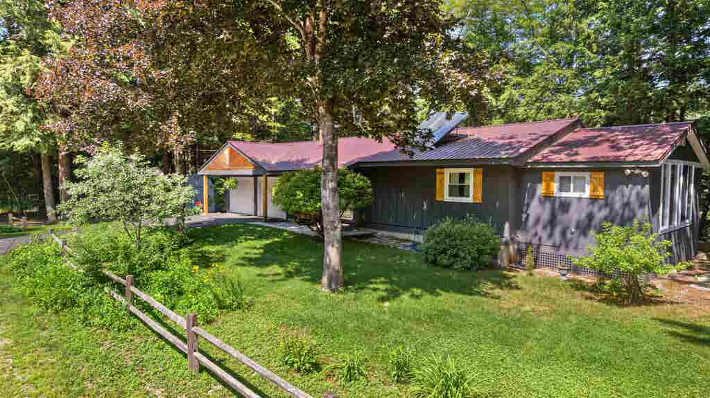 Photo of 151 New Hampshire Drive, Webster, NH 03303 (MLS # 5097923)