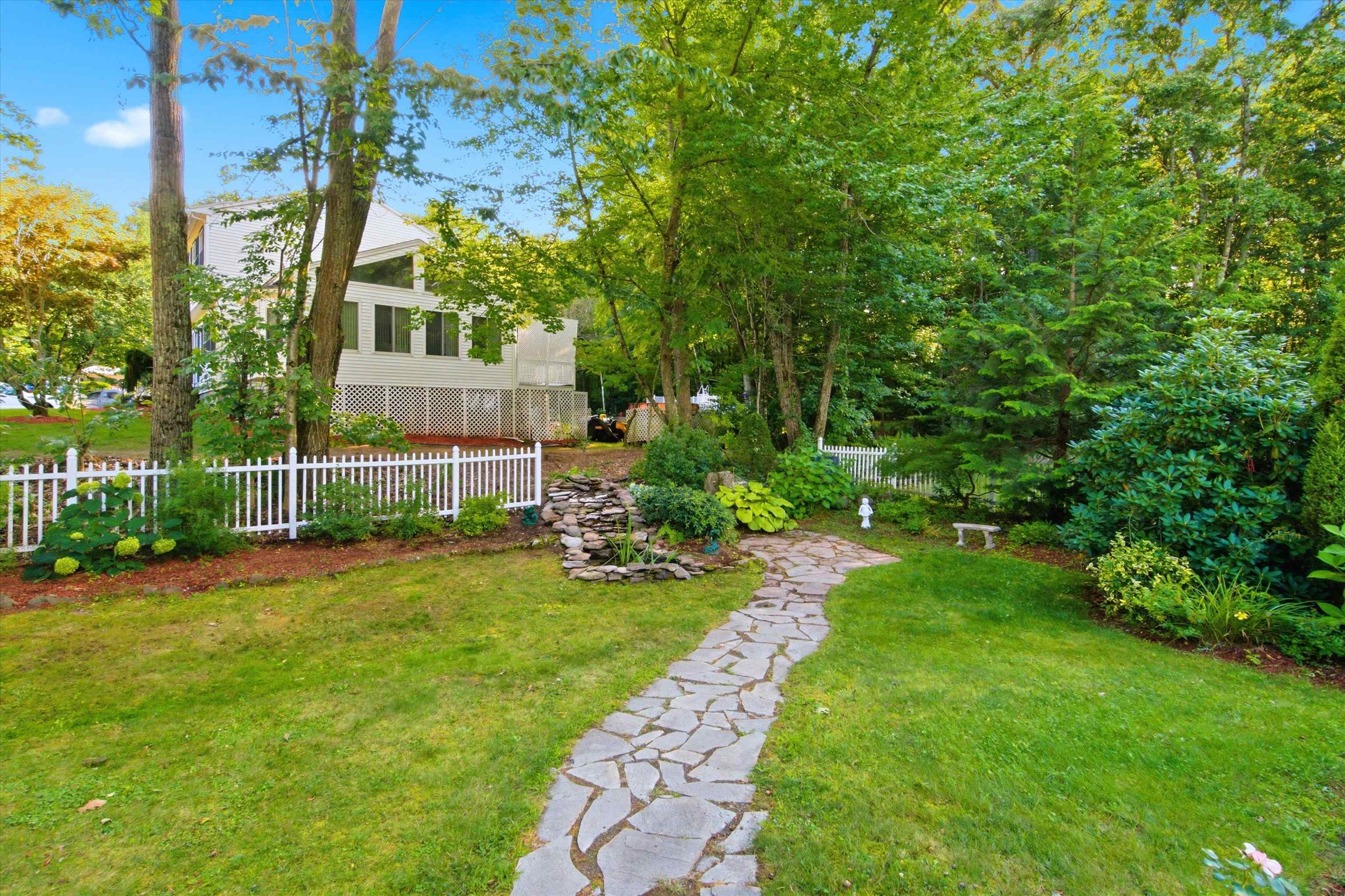 16 Alyssa Drive