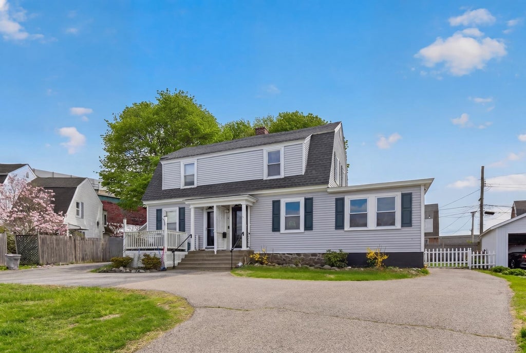 Photo of 47 Concord Way, Portsmouth, NH 03801 (MLS # 5088060)