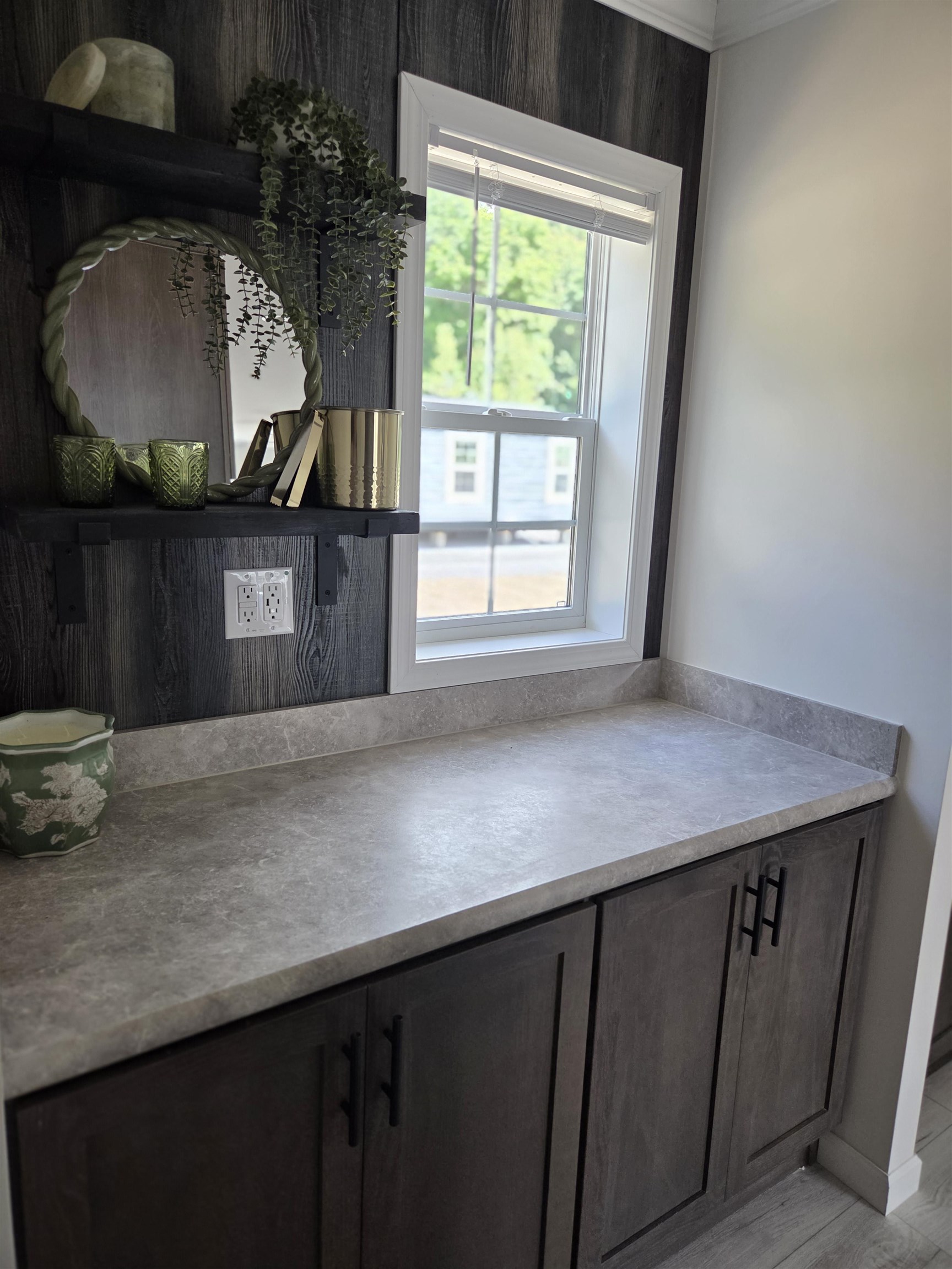 3 Quartz Way