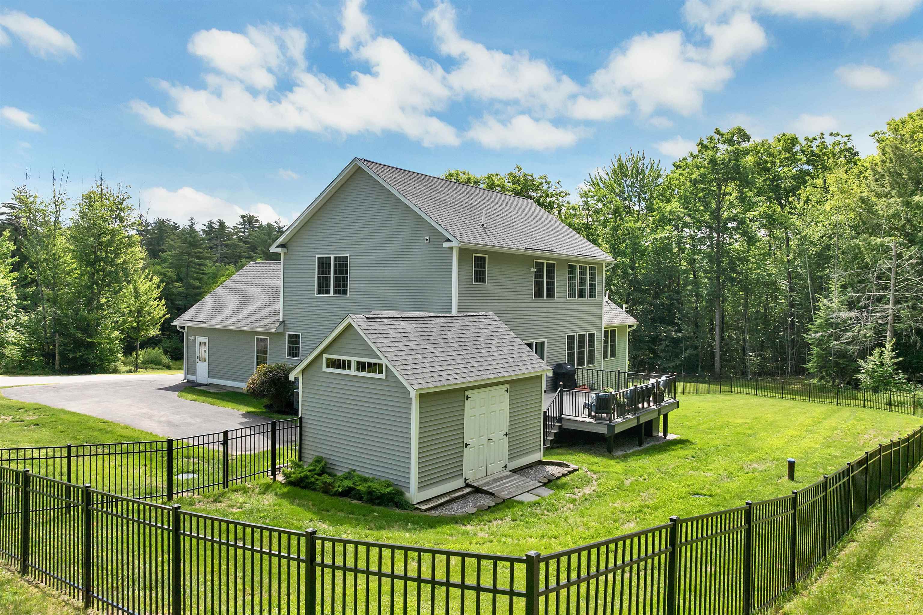 20 Overlook Drive