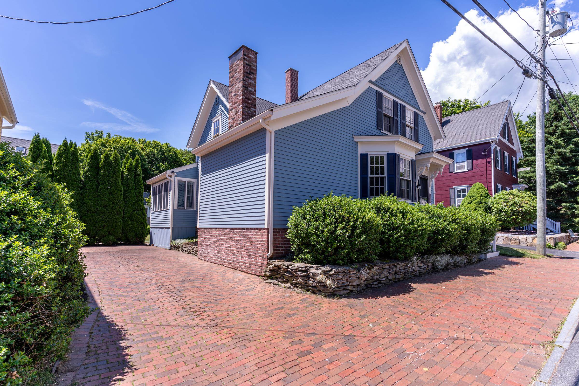 112 New Castle Avenue