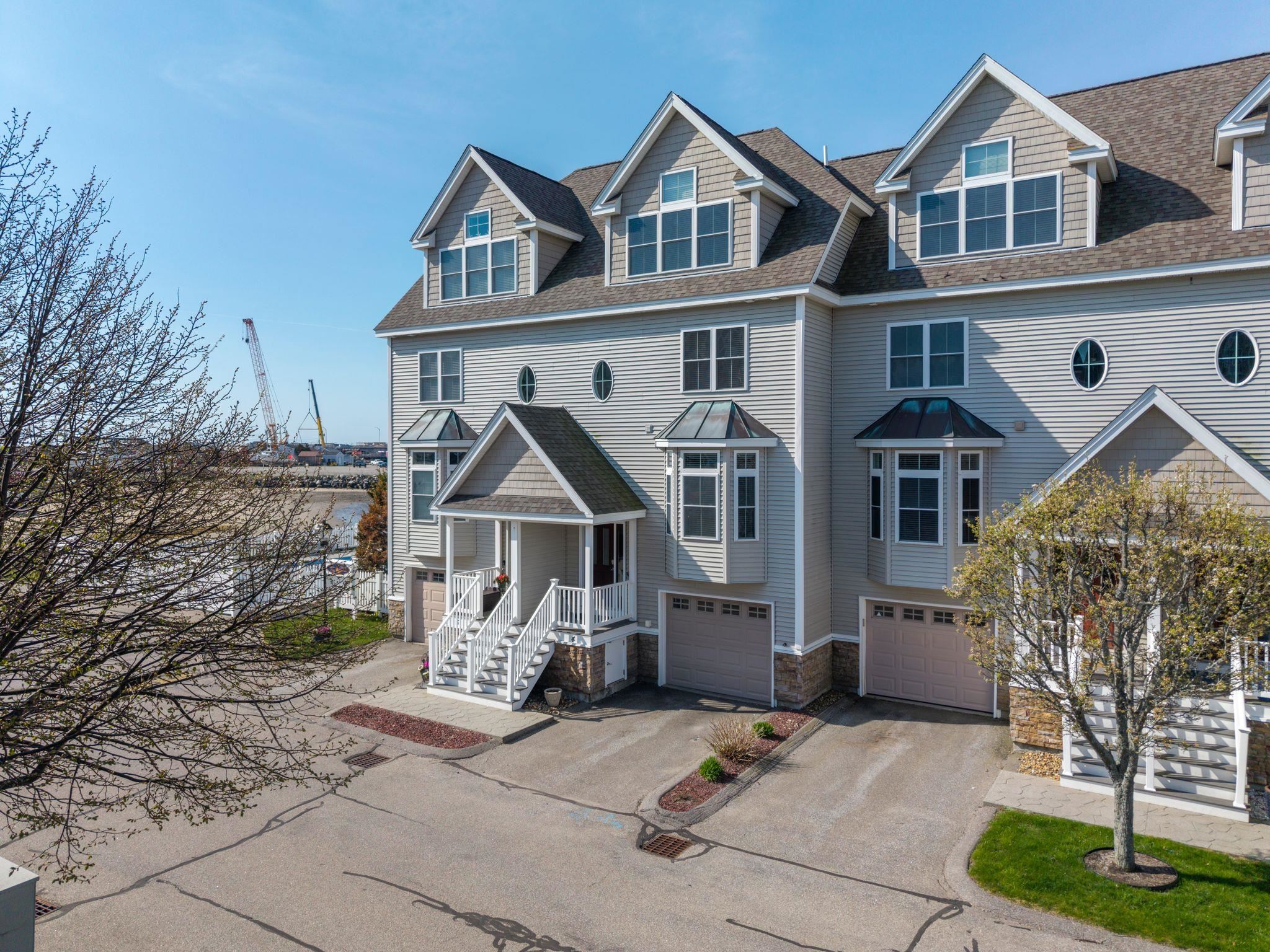 24 Harbor Road 4