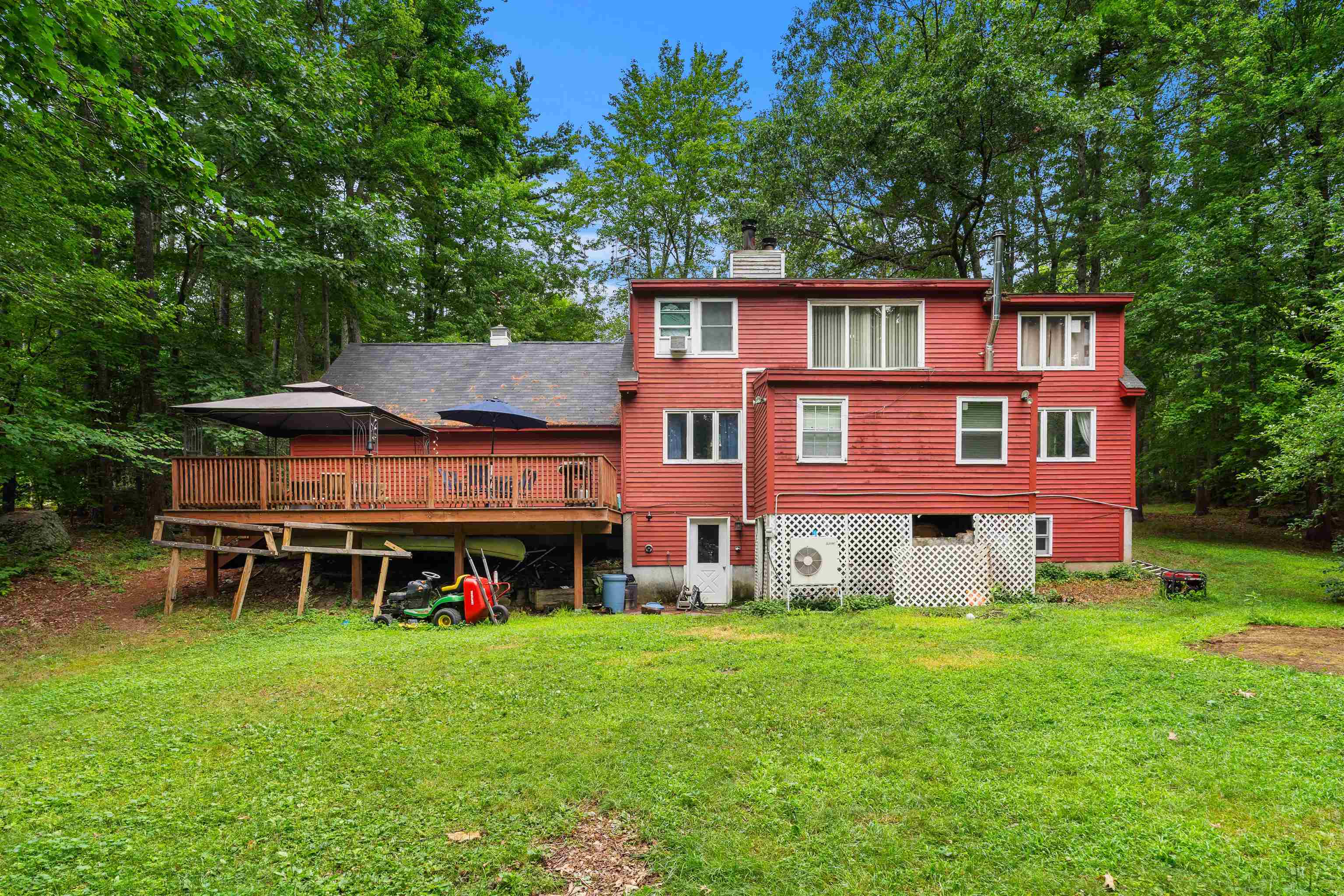66 Crestwood Drive