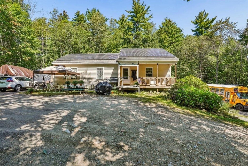 Photo of 333 Ridge Road, Farmington, NH 03835 (MLS # 5111168)