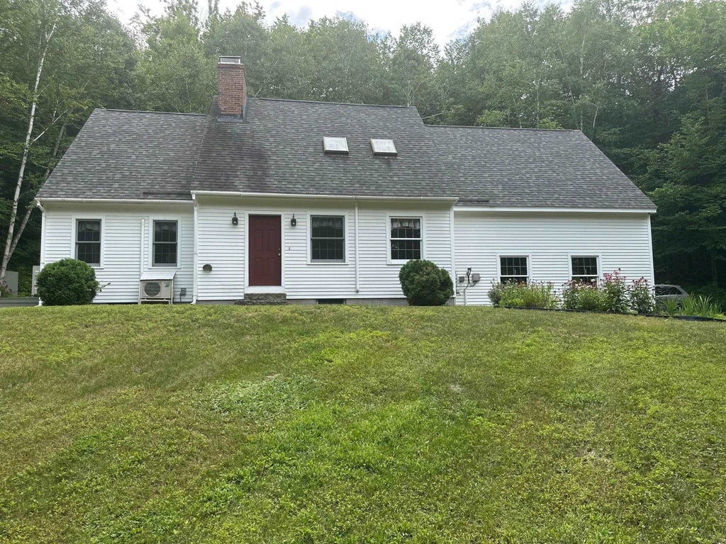 Photo of 204 Cherry Valley Road, Alton, NH 03810 (MLS # 5096309)