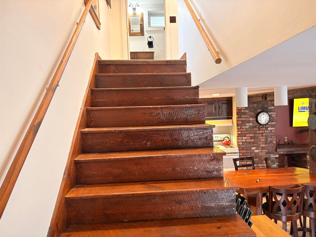 Photo of 12 Littlefield Drive, Raymond, NH 03077 (MLS # 5112507)
