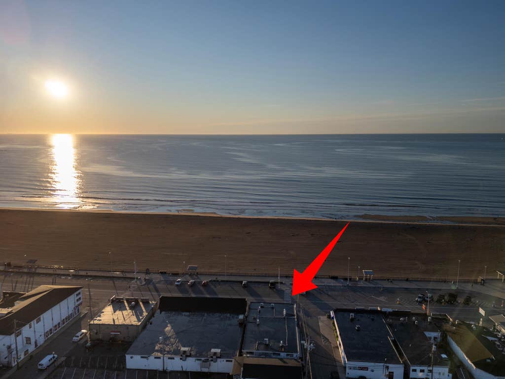 Photo of 203 Ocean Boulevard, Hampton, NH 03842 (MLS # 5103491)