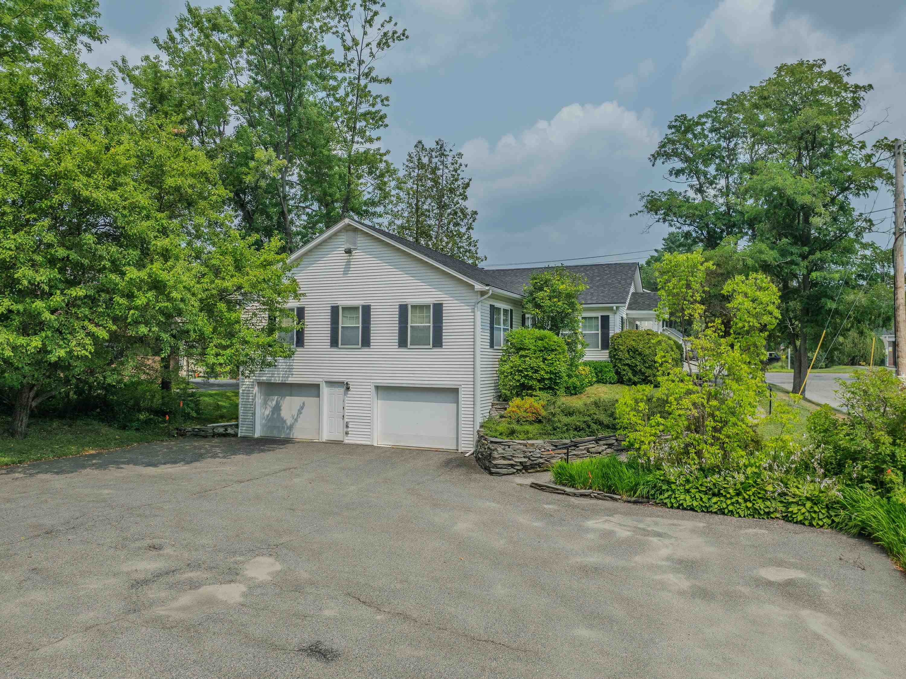188 Cottage Street - Photo 3