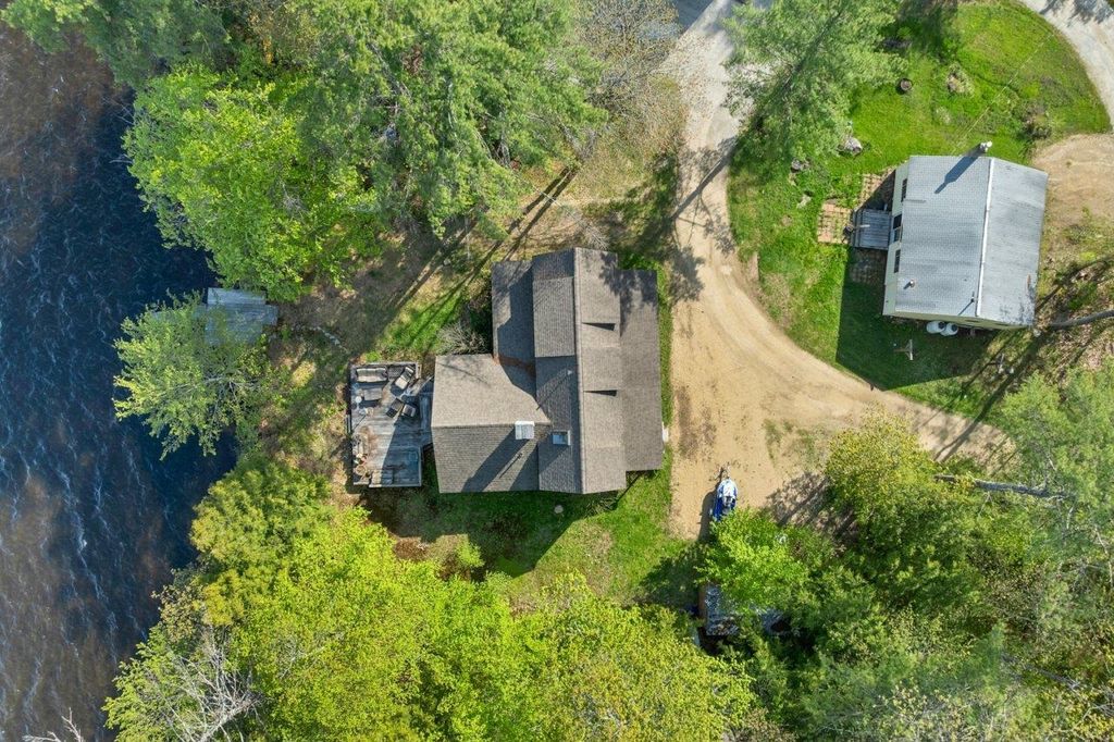 Photo of 24 Gillis Lane, Barnstead, NH 03225 (MLS # 5090213)