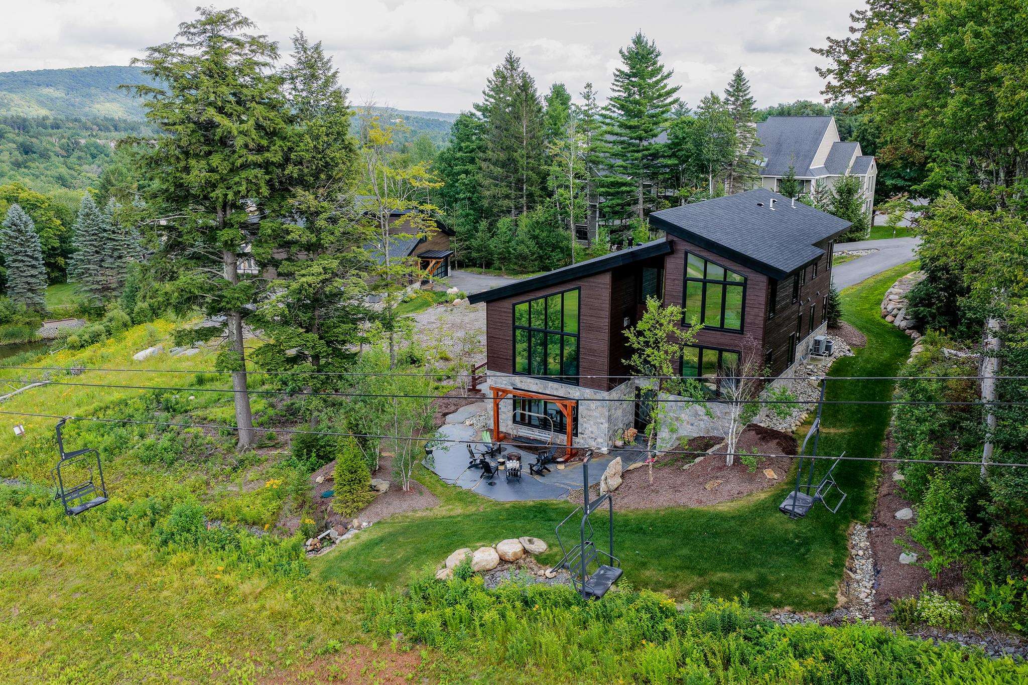 21 Sundance Village Loop