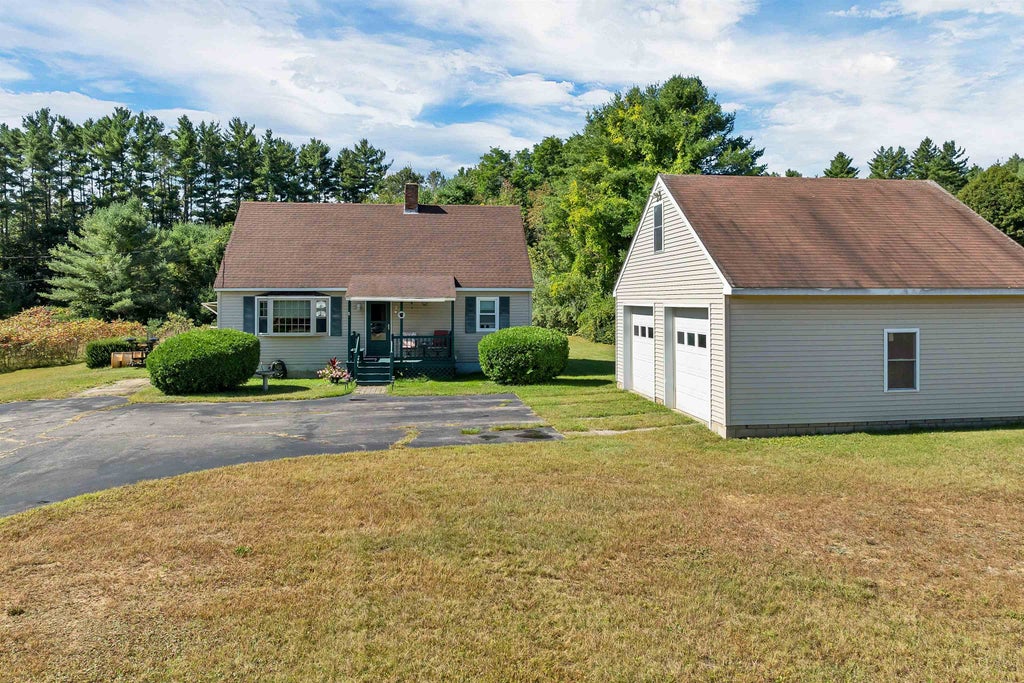 Photo of 133 HIgh Street, Boscawen, NH 03303 (MLS # 5109952)