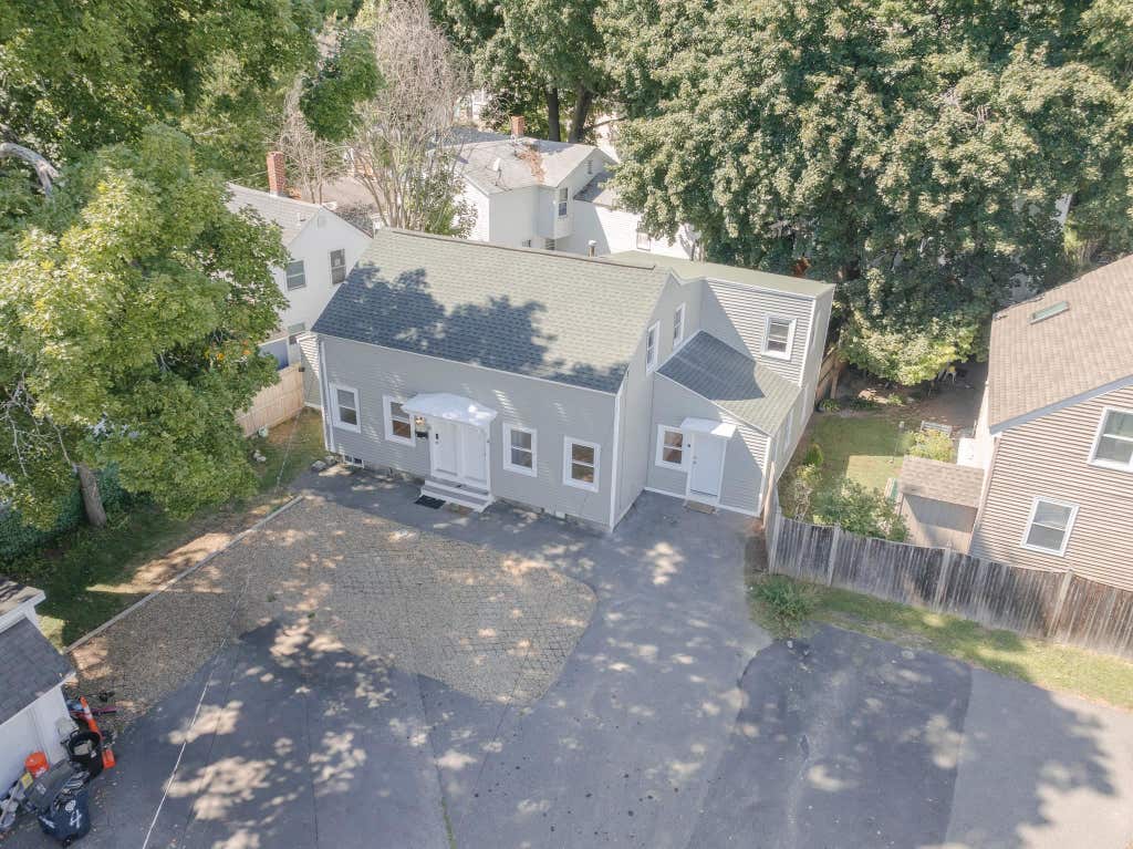 Photo of 46 foster Court, Nashua, NH 03064 (MLS # 5105872)