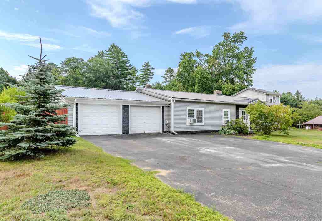 Photo of 172 Swiftwater Road, Haverhill, NH 03785 (MLS # 5102965)