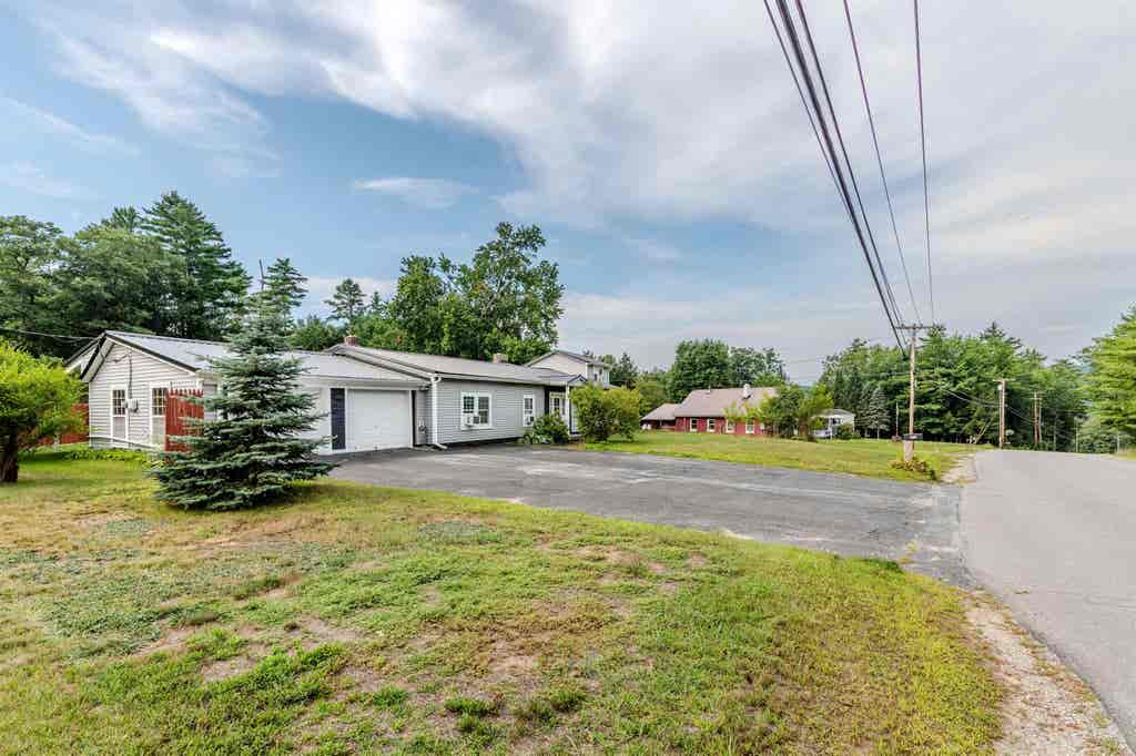 Photo of 172 Swiftwater Road, Haverhill, NH 03785 (MLS # 5102965)
