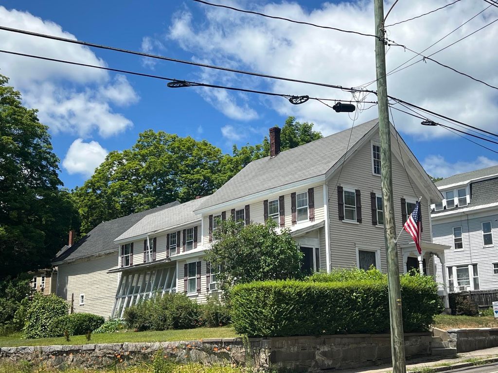Photo of 556 Main Street, Farmington, NH 03835 (MLS # 5100783)