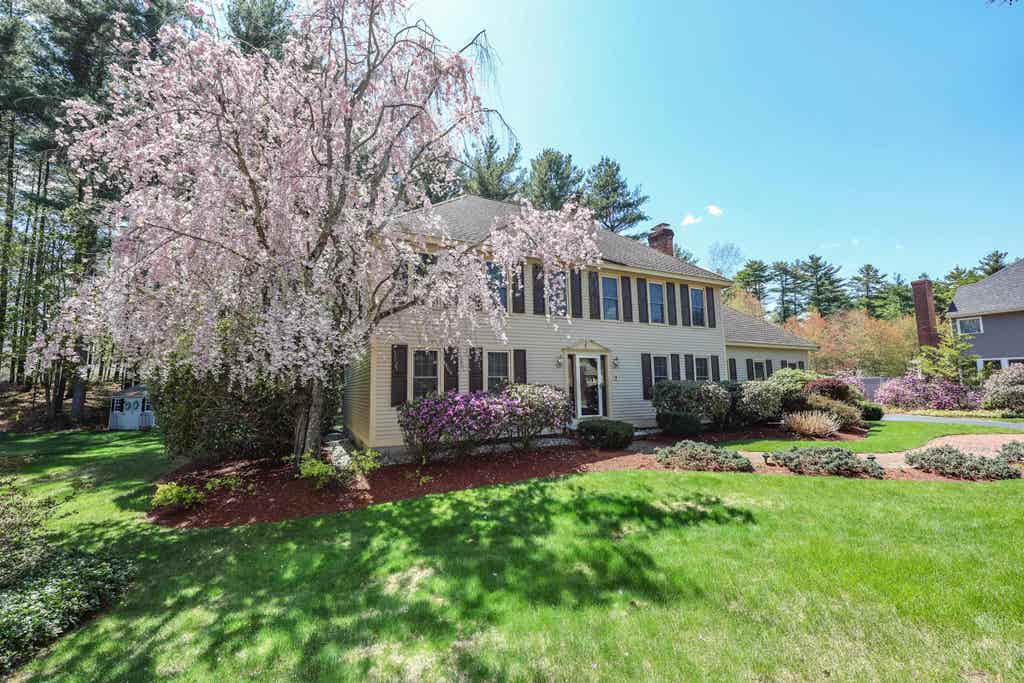 Photo of 26 Preserve Drive, Nashua, NH 03064 (MLS # 5086972)