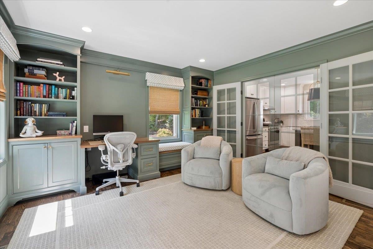 42 Laurel Hill Road