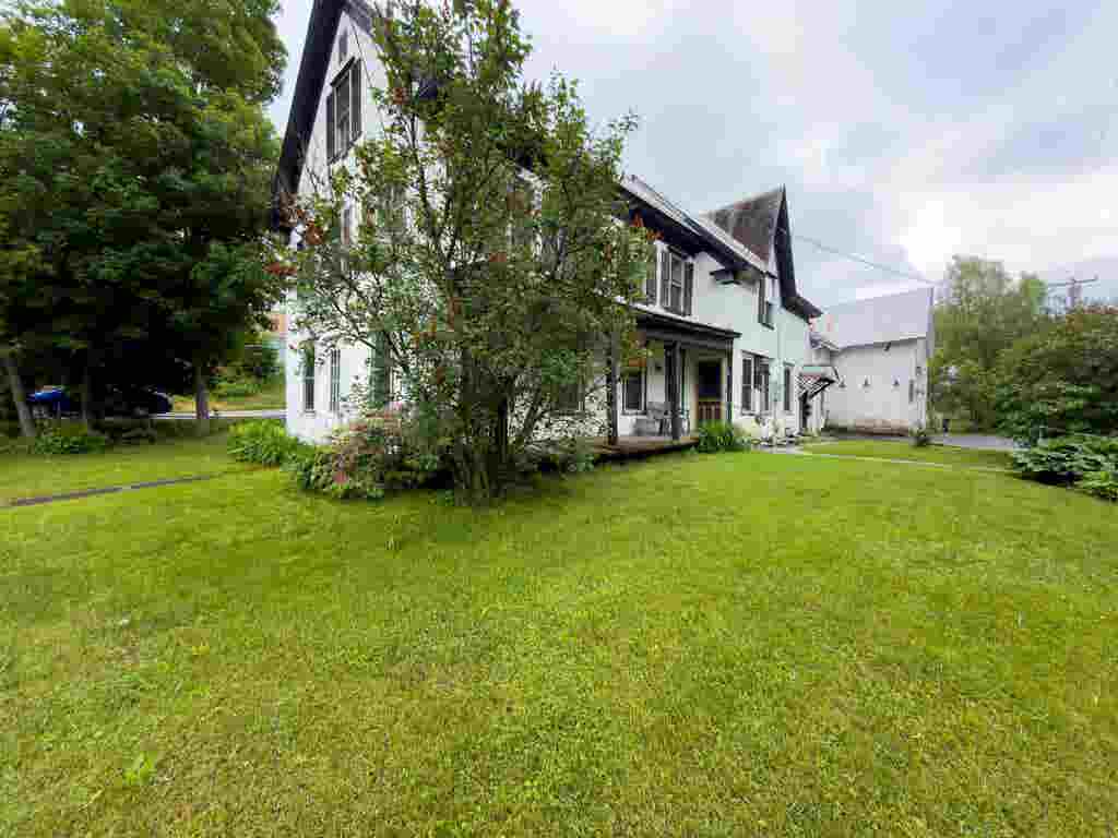 Photo of 41 Ammonoosuc Street, Haverhill, NH 03785 (MLS # 5079283)