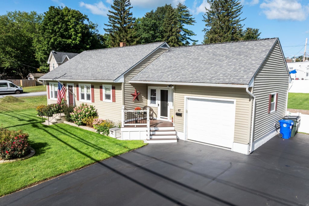 Photo of 67 Donald Street, Manchester, NH 03102 (MLS # 5109980)