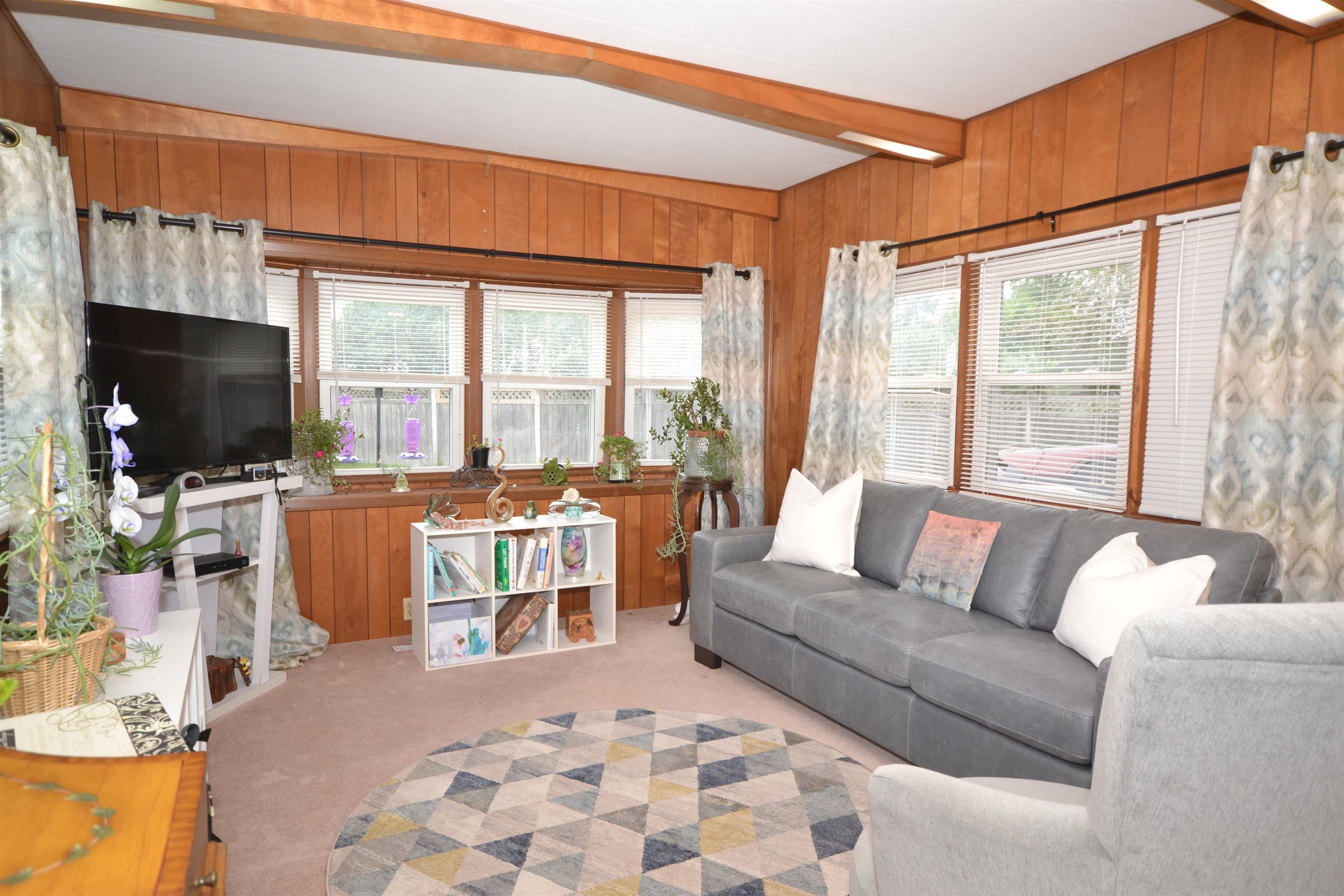 71 Marlette Avenue
