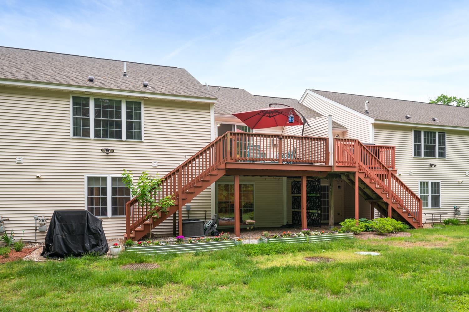 11 Nathaniel Drive 11