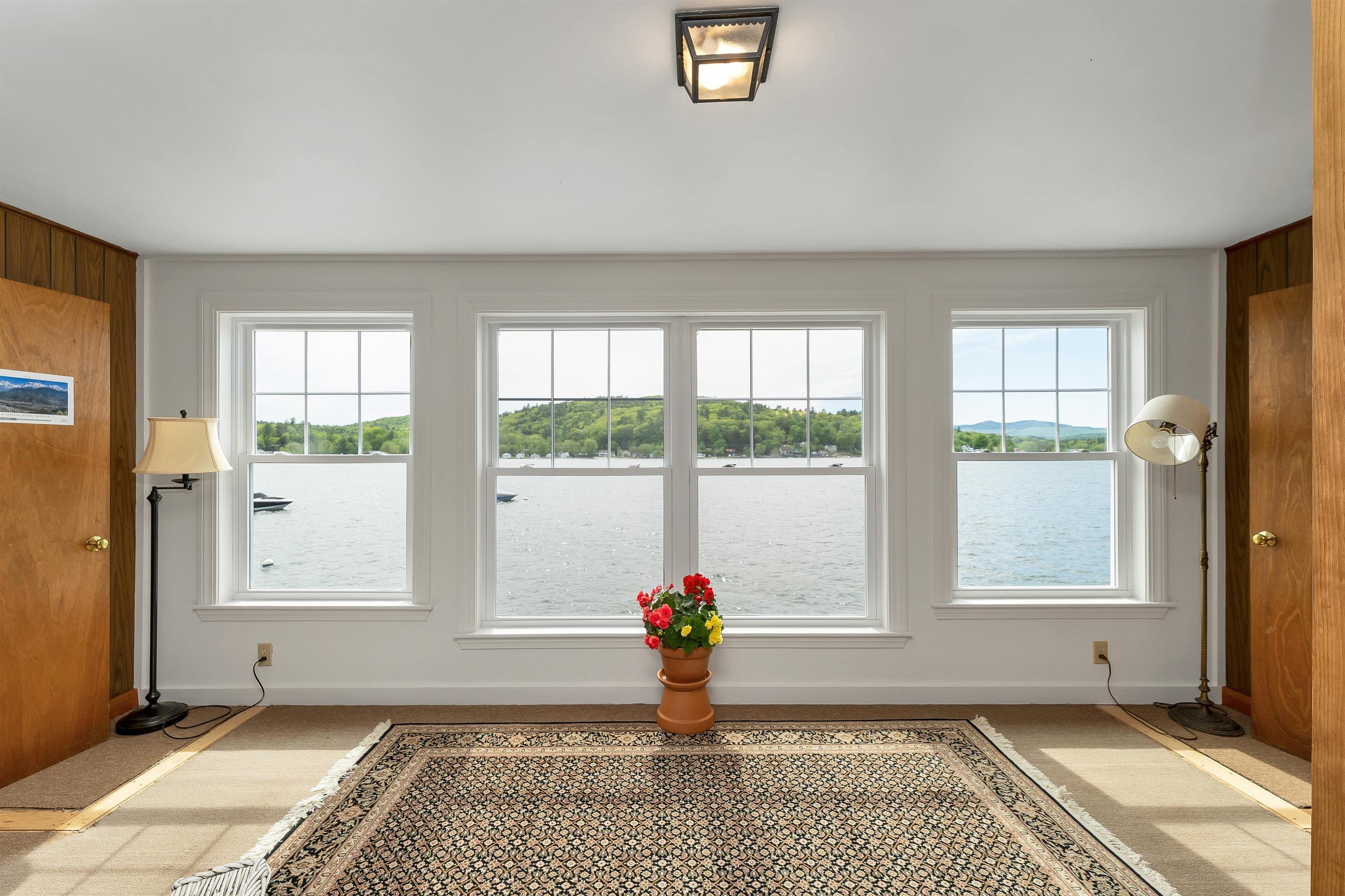57 Lakeside Road