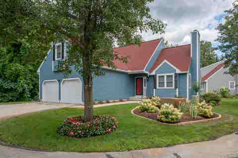 Photo of 3 Honeysuckle Court #29, Nashua, NH 03063 (MLS # 5106859)