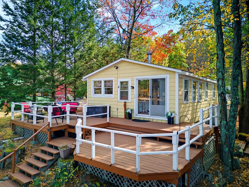 Photo of 13 Governors Drive, Raymond, NH 03077 (MLS # 5115313)