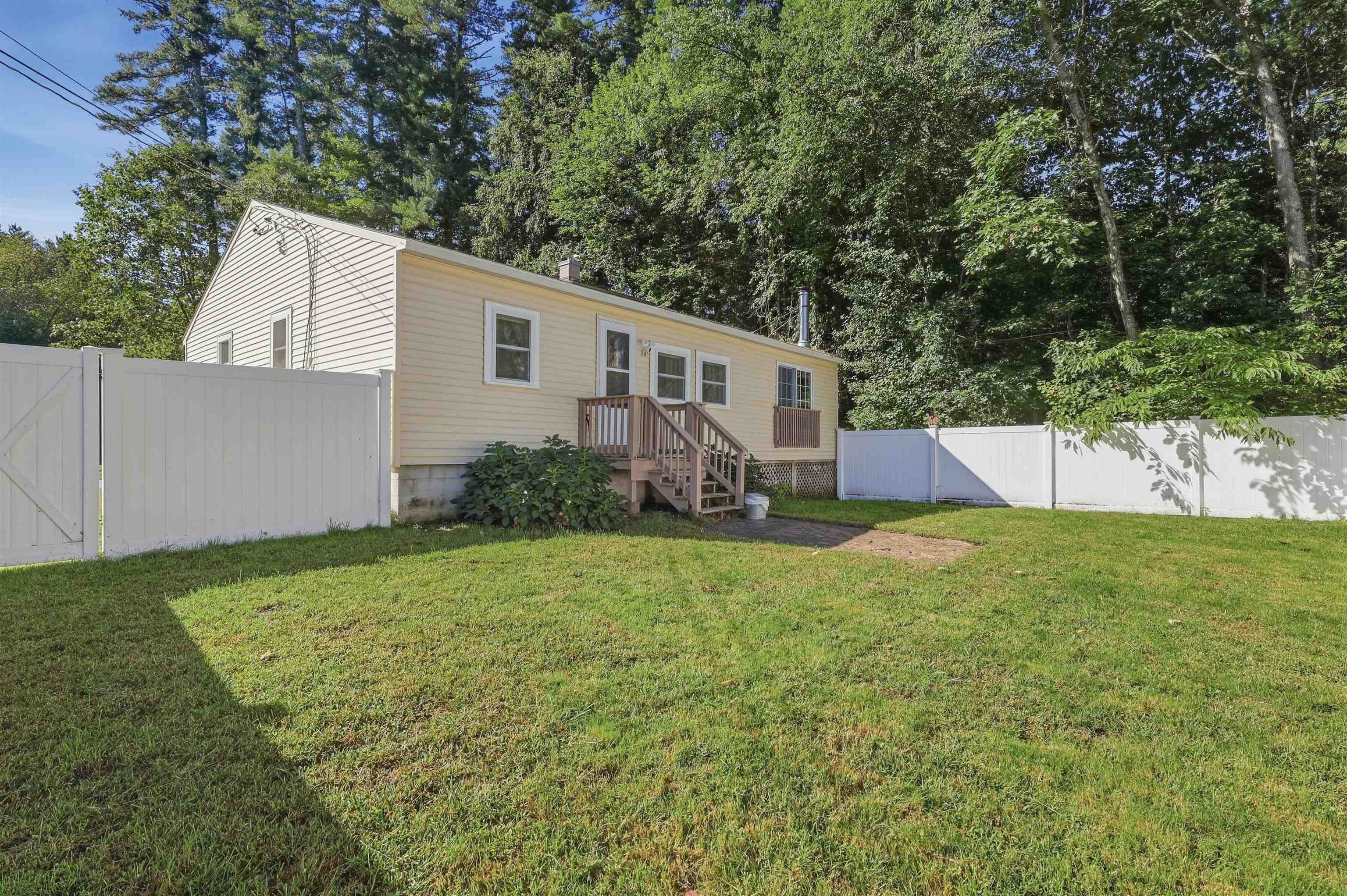 24 Longa Road