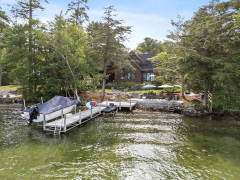 Property photo of 62 West Point Road, Moultonborough, NH 03254