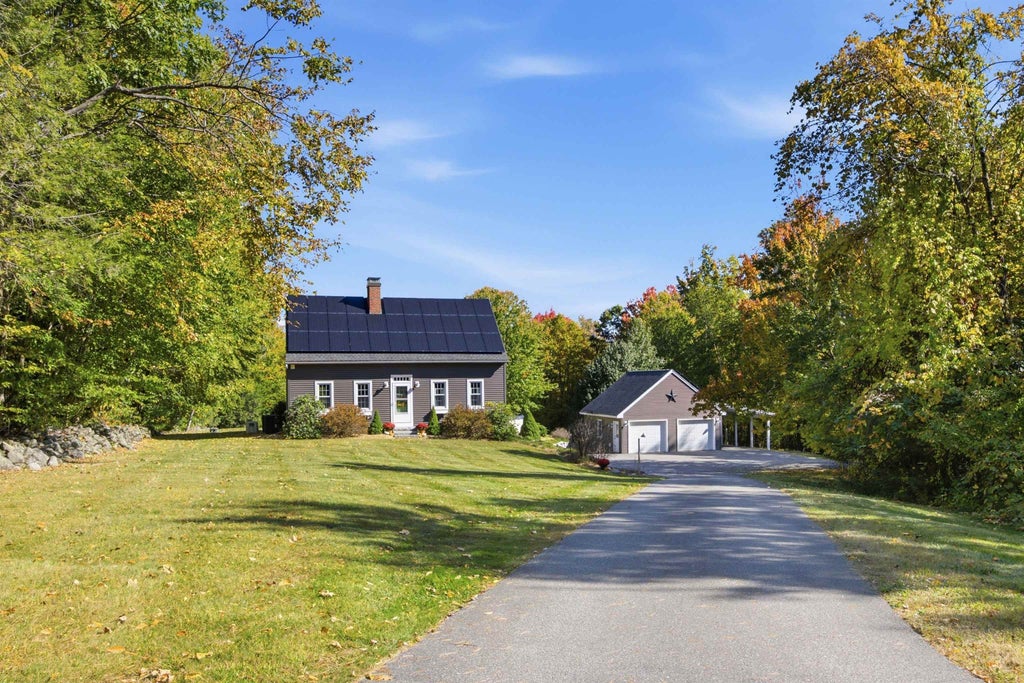 Photo of 45 Woodhill Hooksett Road, Bow, NH 03304 (MLS # 5114321)