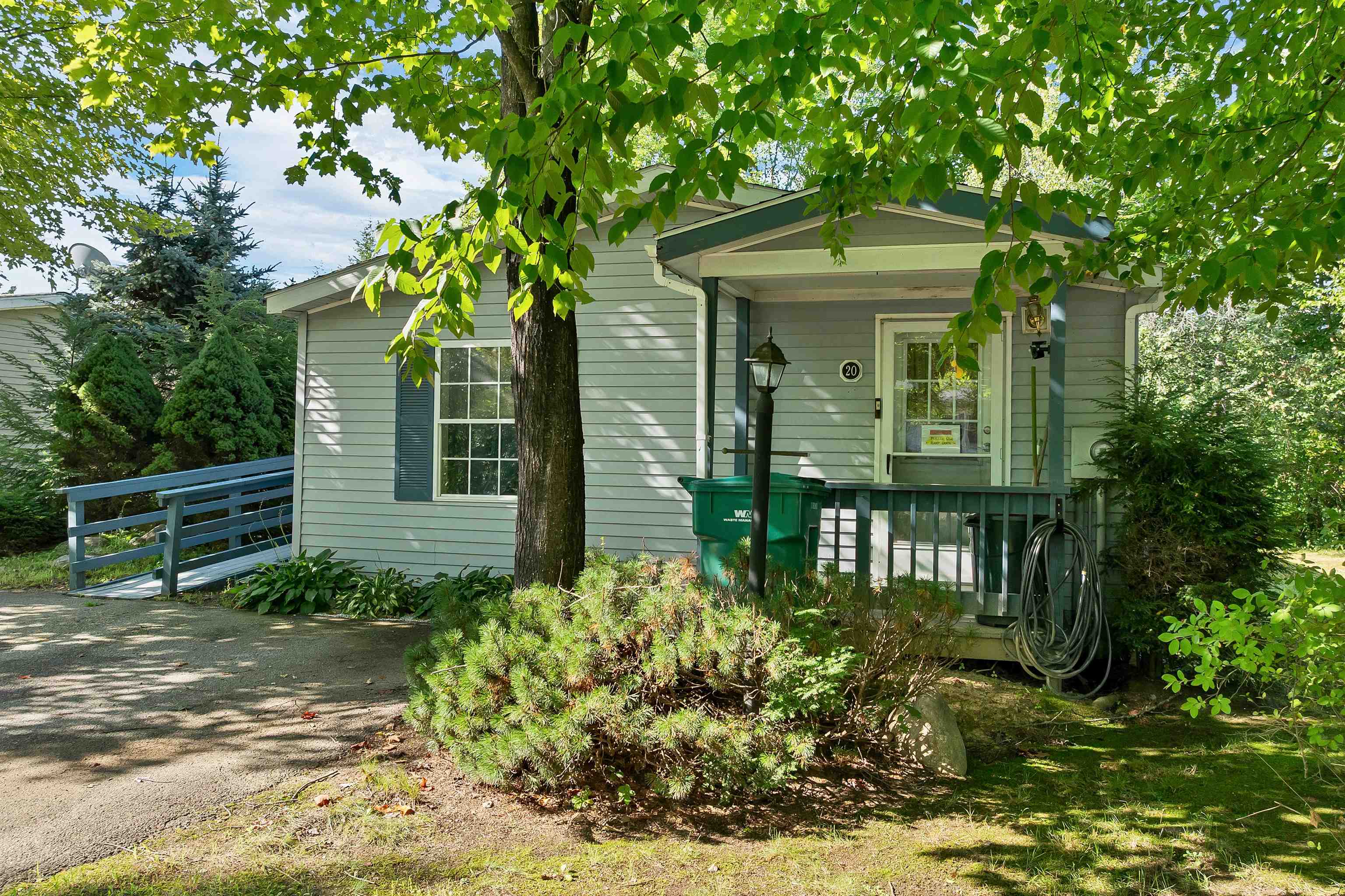 20 Lilac Lane