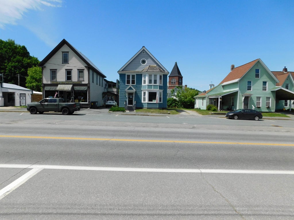 Photo of 79 Central Street, Haverhill, NH 03785 (MLS # 5093550)
