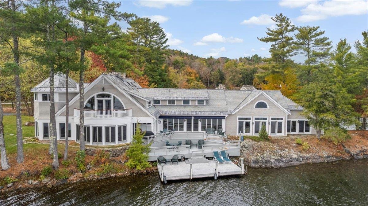 1926 West Lake Road