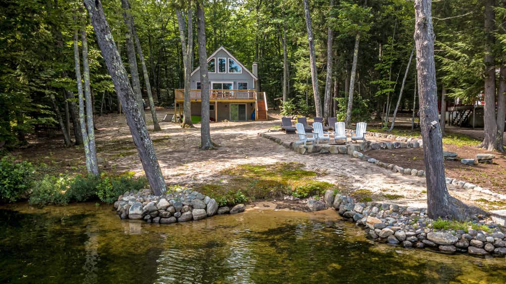 Photo of 539 Crew Road, Wakefield, NH 03872 (MLS # 5104530)