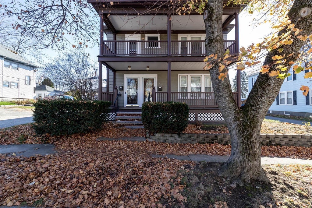 Photo of 11 Faxon Street, Nashua, NH 03060 (MLS # 5113415)