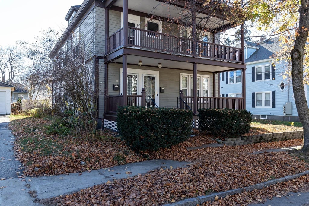 Photo of 11 Faxon Street, Nashua, NH 03060 (MLS # 5113415)