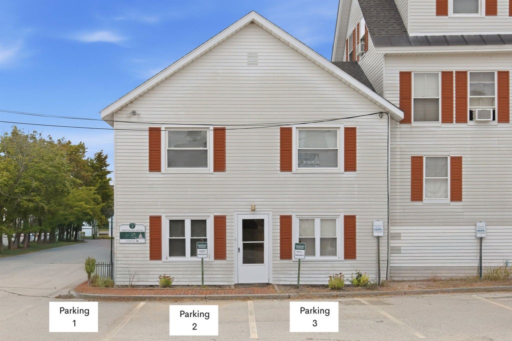 Photo of 2 Greenwood Avenue, Concord, NH 03301 (MLS # 5109236)