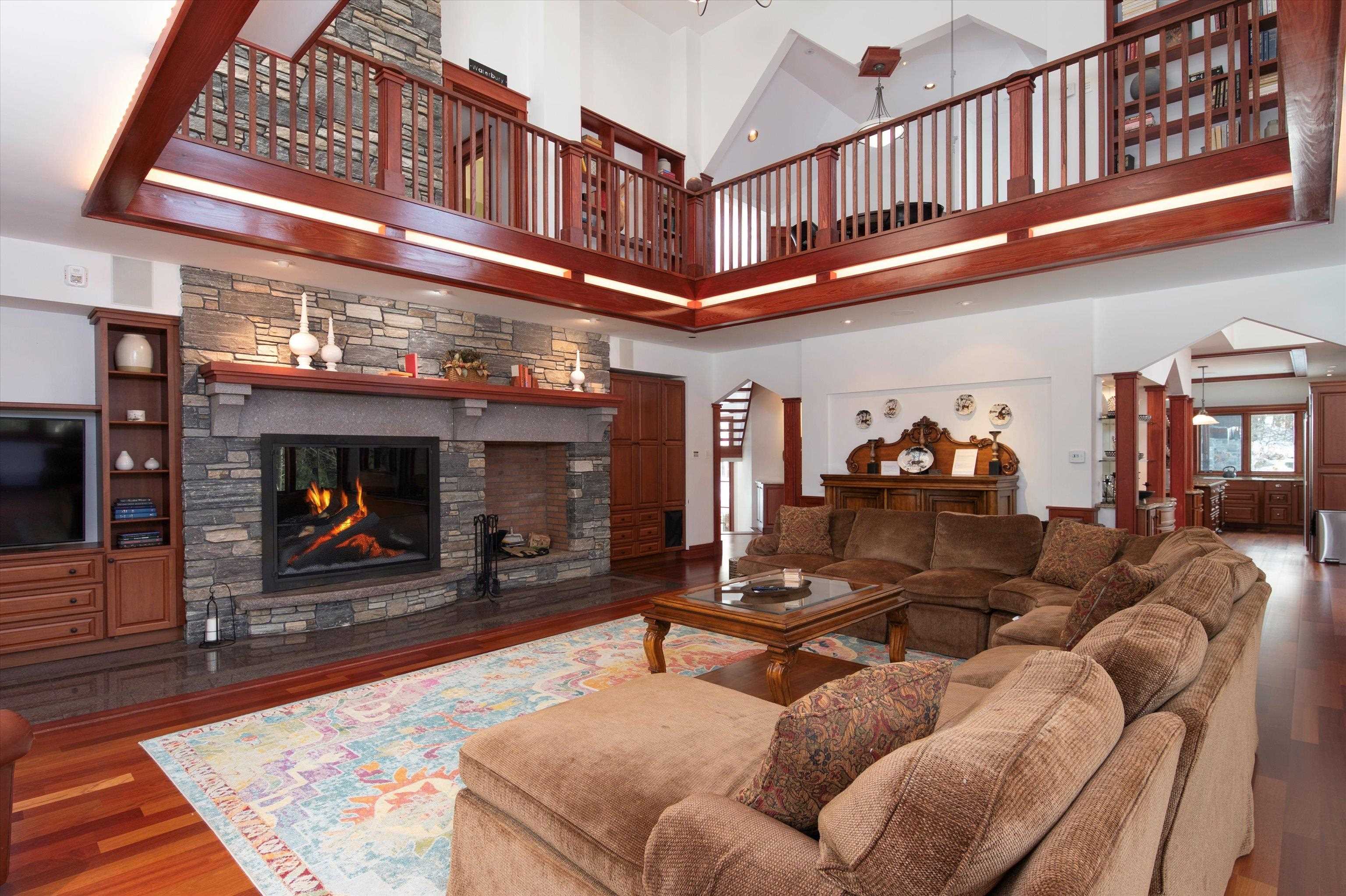 51 East Ash Road