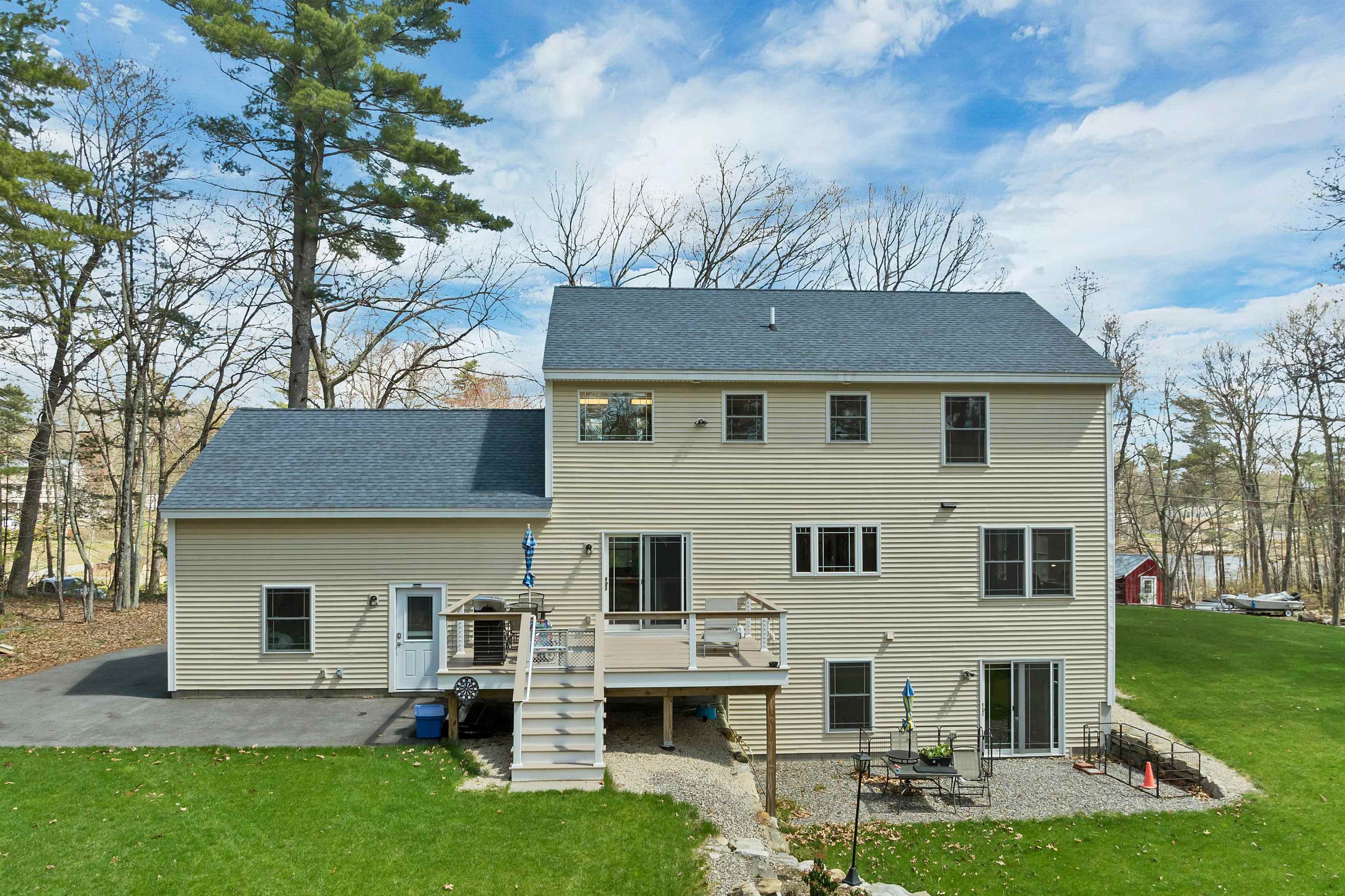 40 Mary Ann Avenue