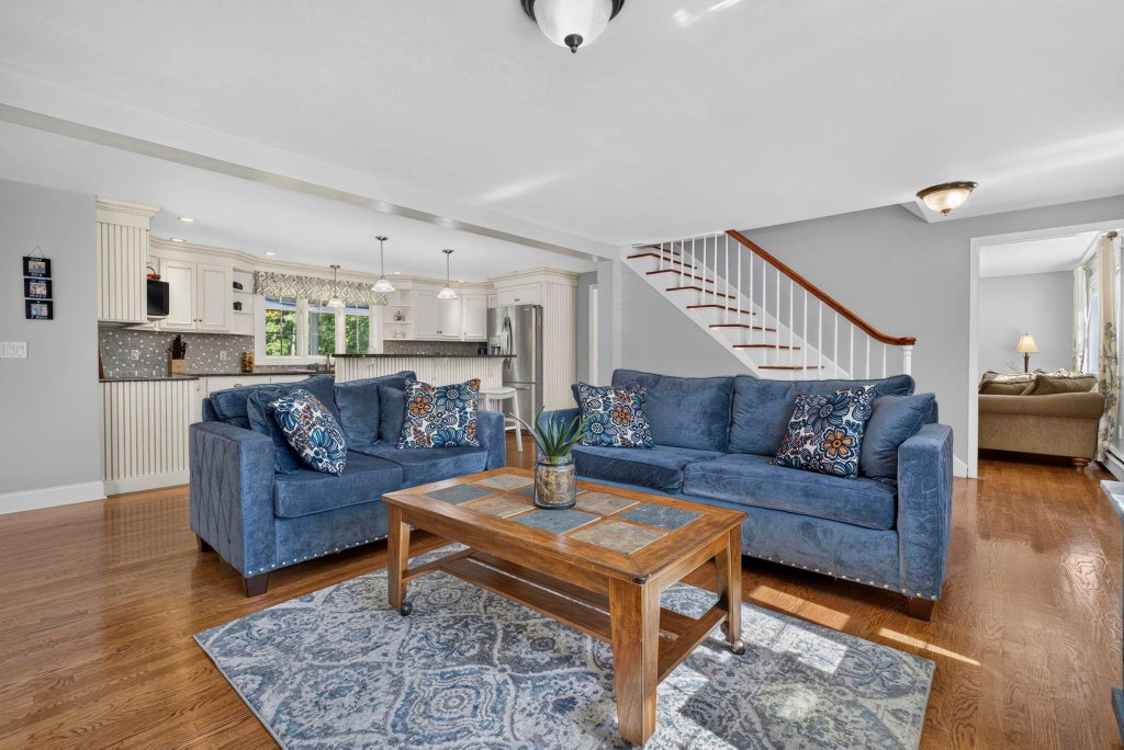 Photo of 1550 Wellington Road, Manchester, NH 03104 (MLS # 5111646)