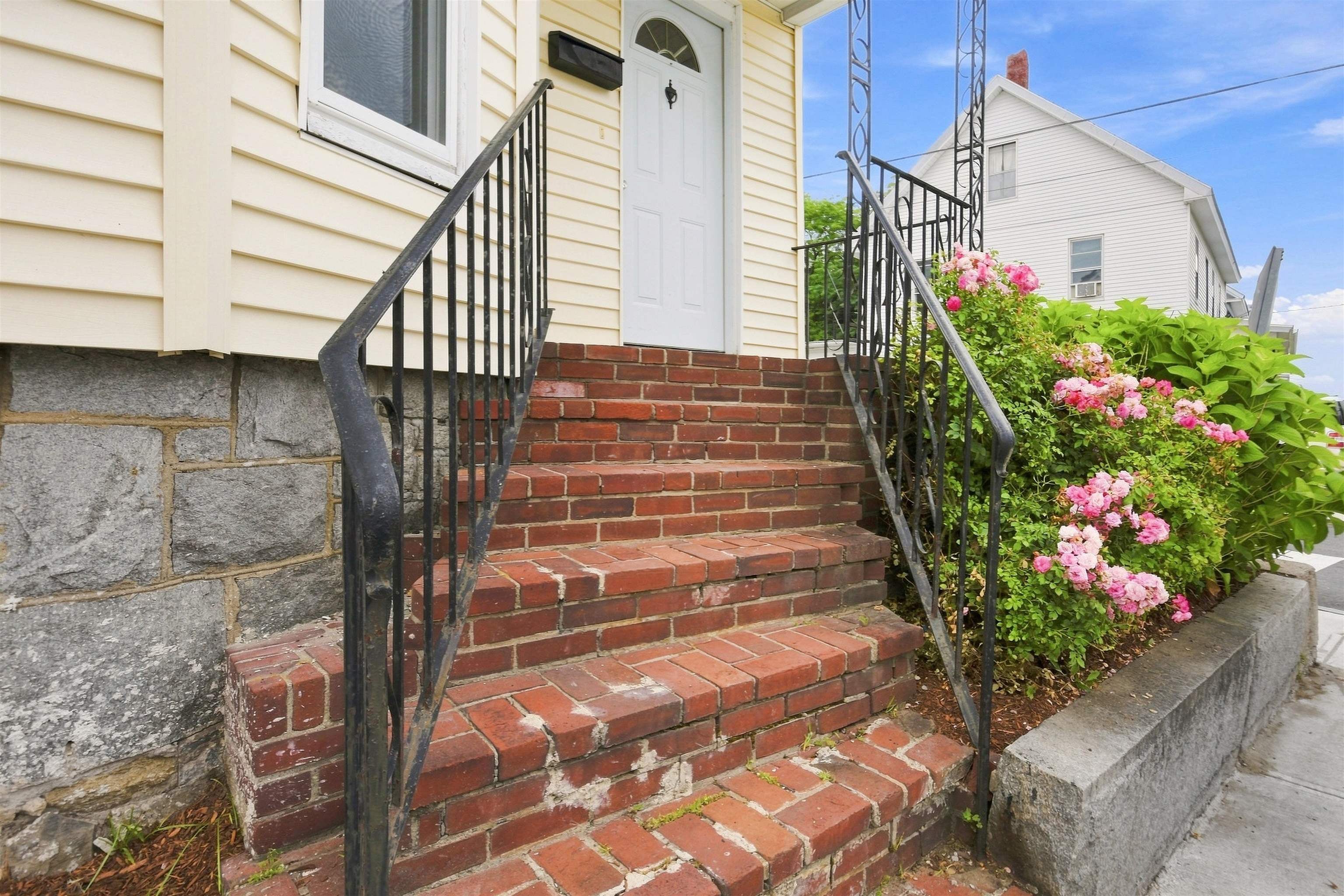 18 Summer Street