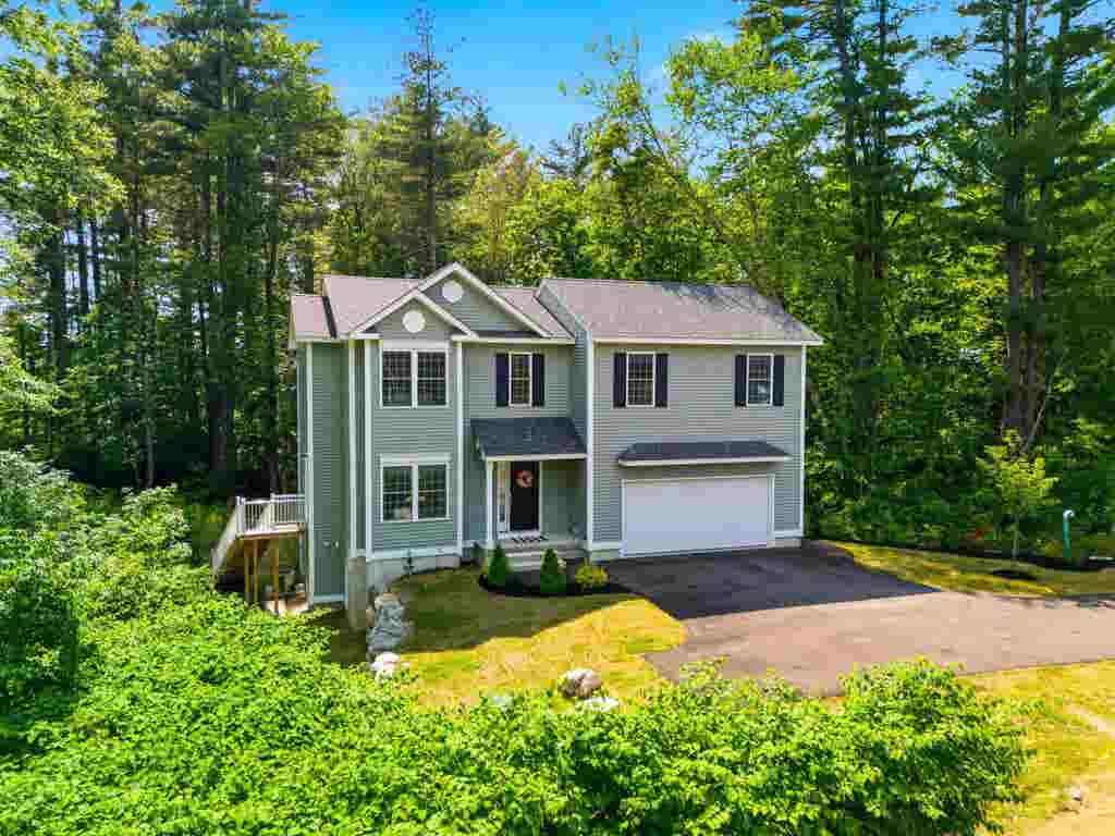 Photo of 57 Hardy Road, Londonderry, NH 03053 (MLS # 5094835)