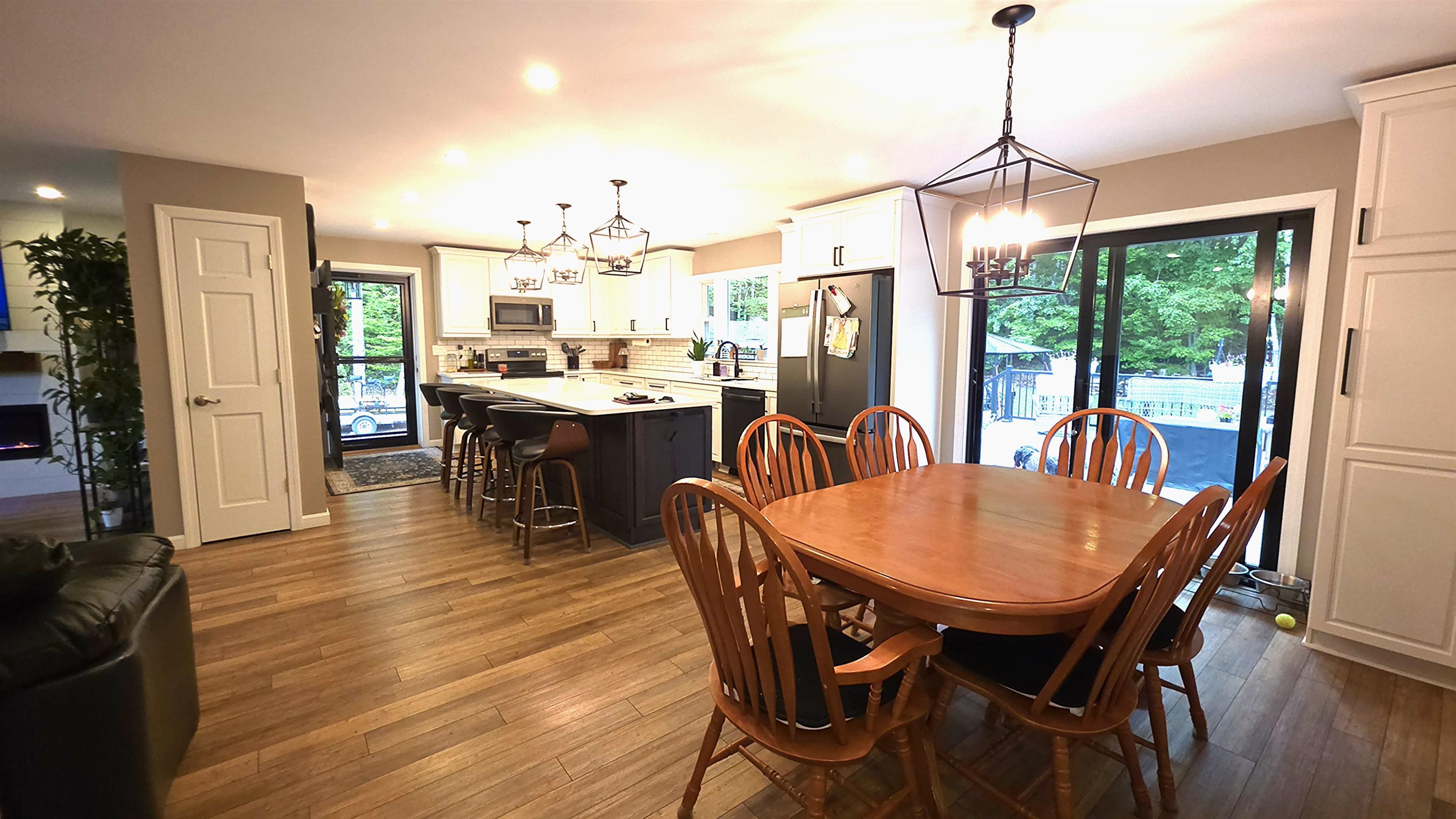 11 Charron Avenue