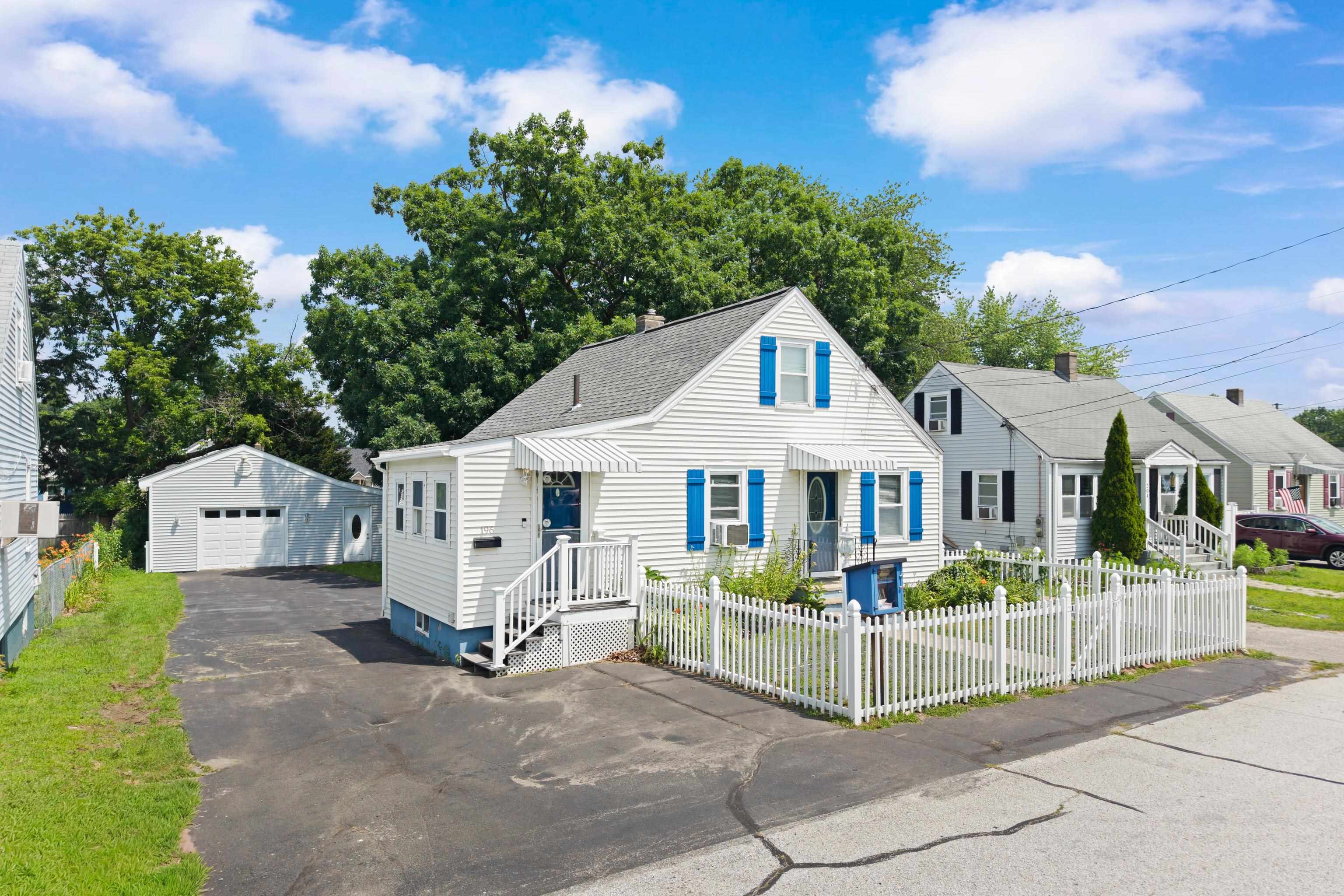 196 Dewey Street