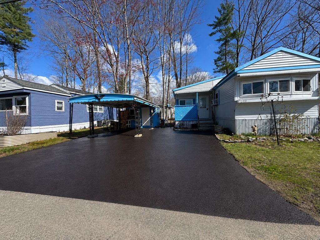 Photo of 519 Canterbury Drive, Exeter, NH 03833 (MLS # 5084032)