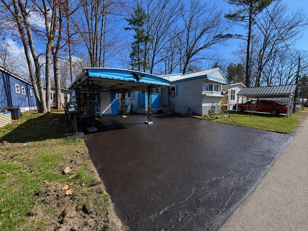 Photo of 519 Canterbury Drive, Exeter, NH 03833 (MLS # 5084032)