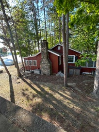 34 Gillis Terrace Salem NH 03079