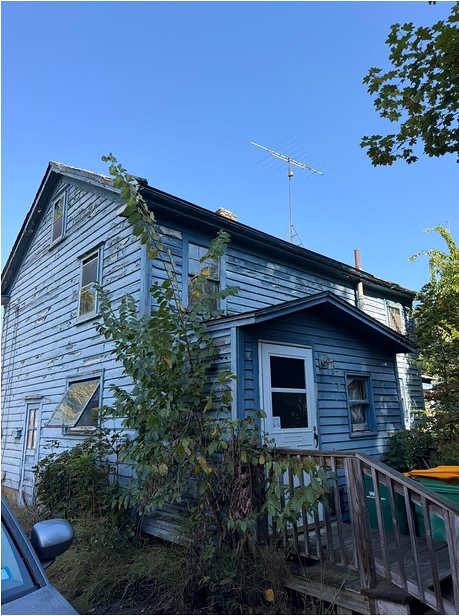 4 Warren Street